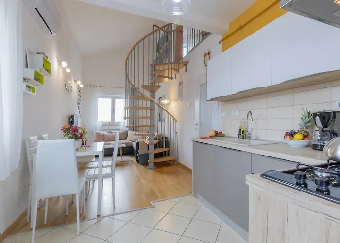 Center Penthouse Apartment