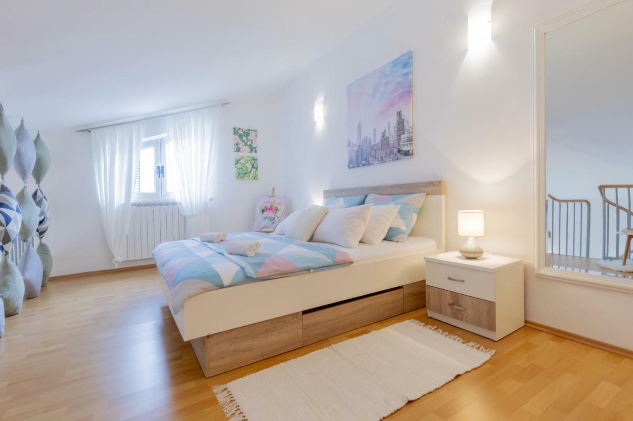 Center Penthouse * Pula
